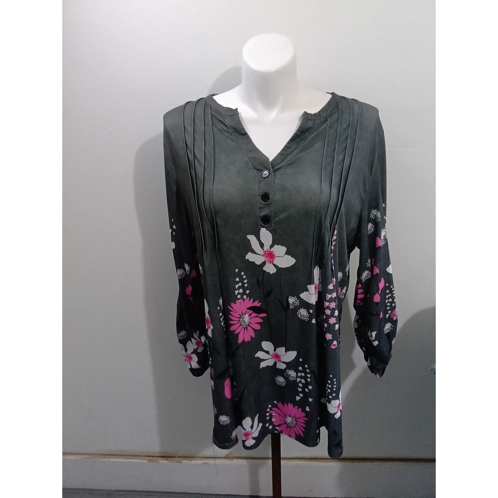 Lily by Firmiana Charcoal Floral Henley Blouse Pintuck Pleats Size 4XL